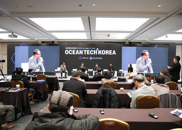 토론
