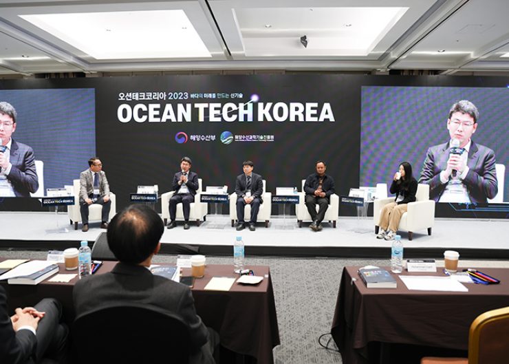 토론