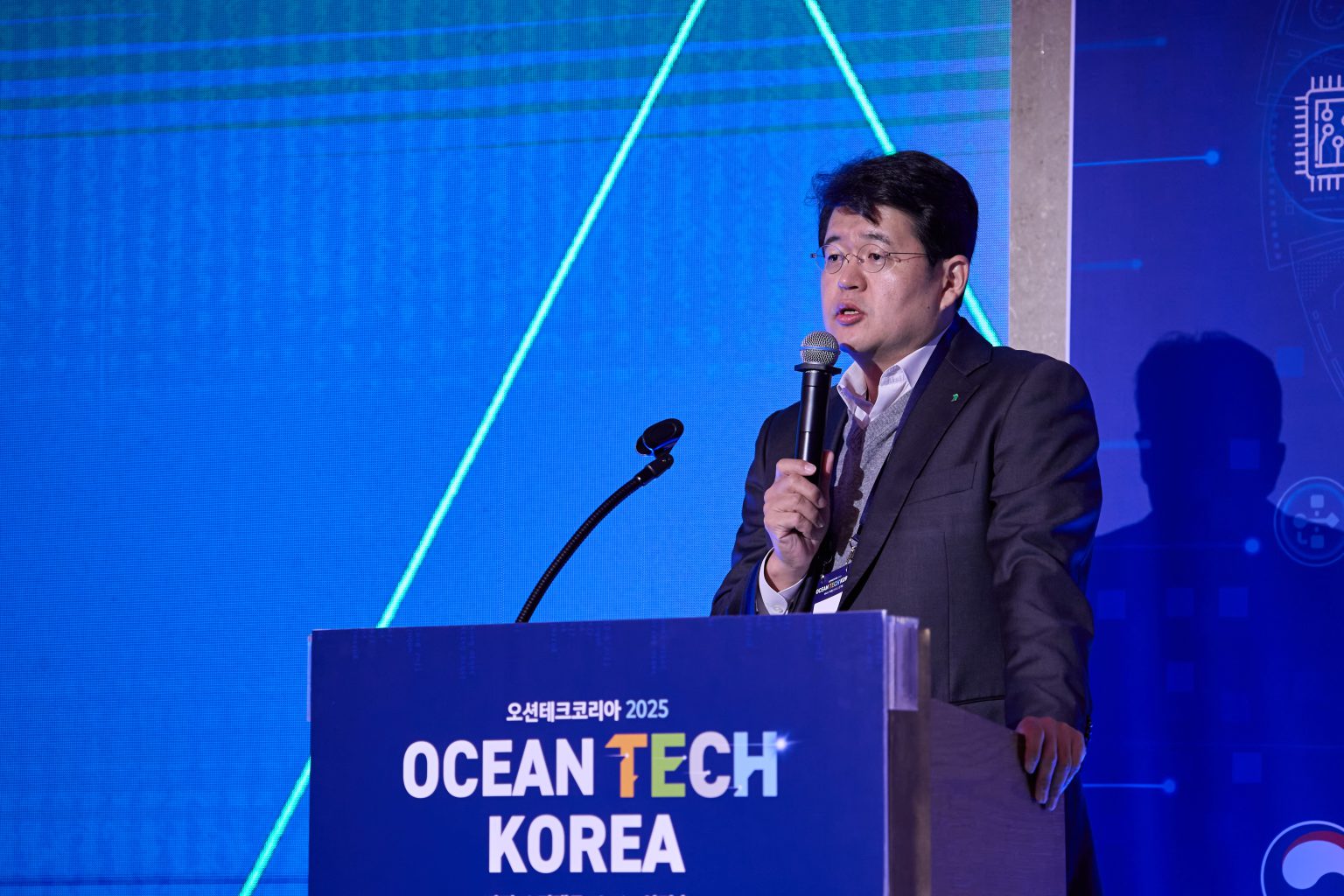 최봉준 HD 현대마린솔루션 상무